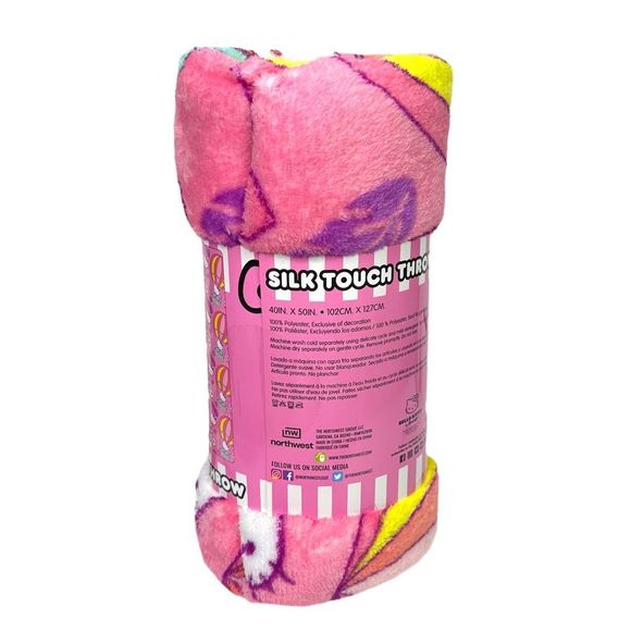 Sanrio Hello Kitty Squishmallow Blanket Bundle - Picture 5 of 7